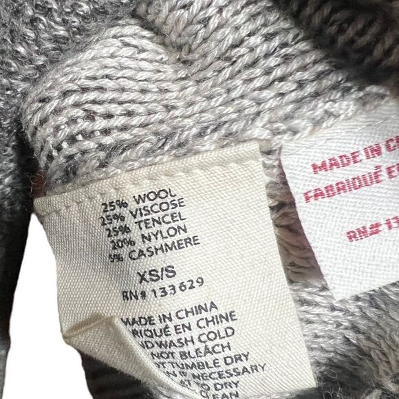 Anthropologie Yoon Delphine Wool Cashmere Blend Cable Knit Poncho Sweater - Picture 6 of 6